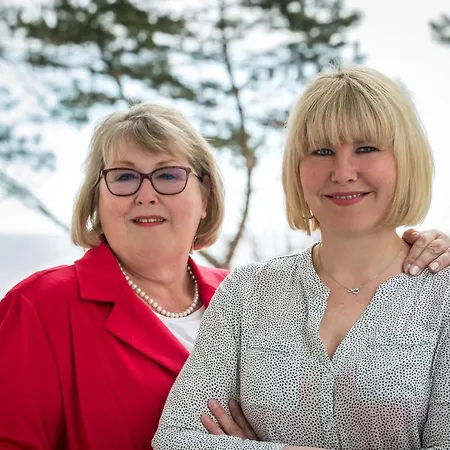 Strandvilla Gudrun Zur Meerseite Mit Balkon Lägenhet Binz