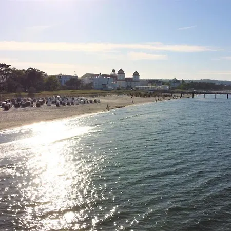 Daire Strandvilla Gudrun Zur Meerseite Mit Balkon Binz