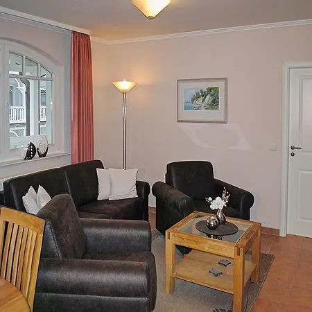 Strandvilla Gudrun Zur Meerseite Mit Balkon Binz