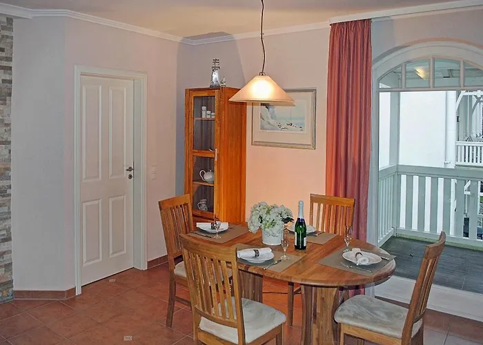 Strandvilla Gudrun Zur Meerseite Mit Balkon Apartamento Binz